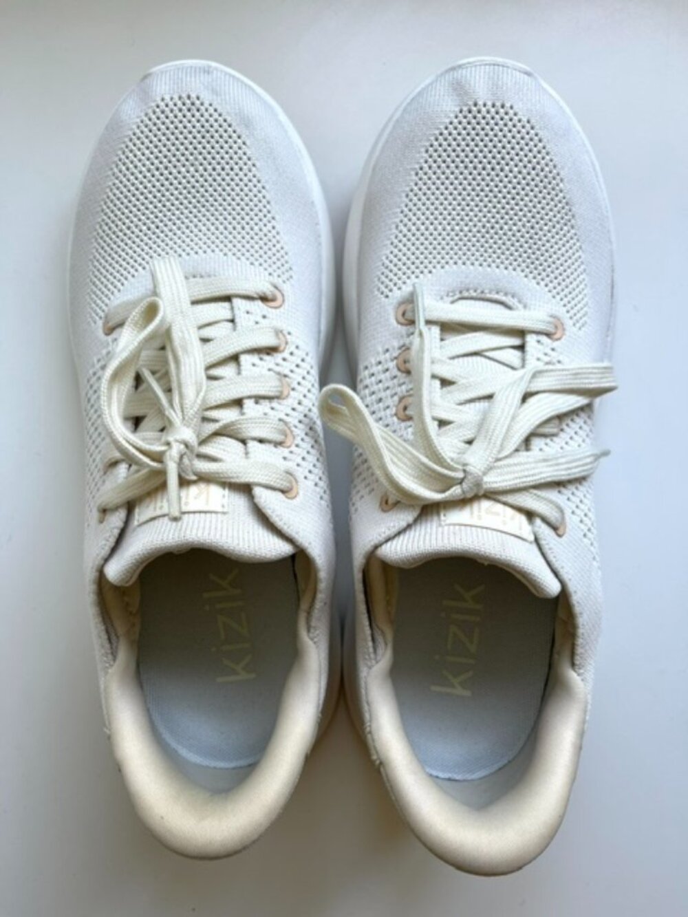 Kizik Lima Sneaker in White Creme | Size 8.5 - Picture 3 of 6